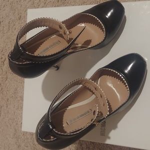 Platform mary Jane pump